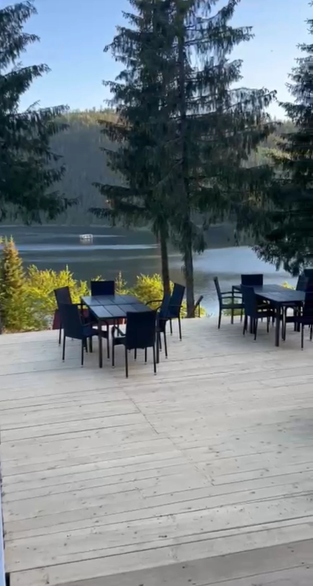 La Nino BellaVista, lângă lacul Beliș